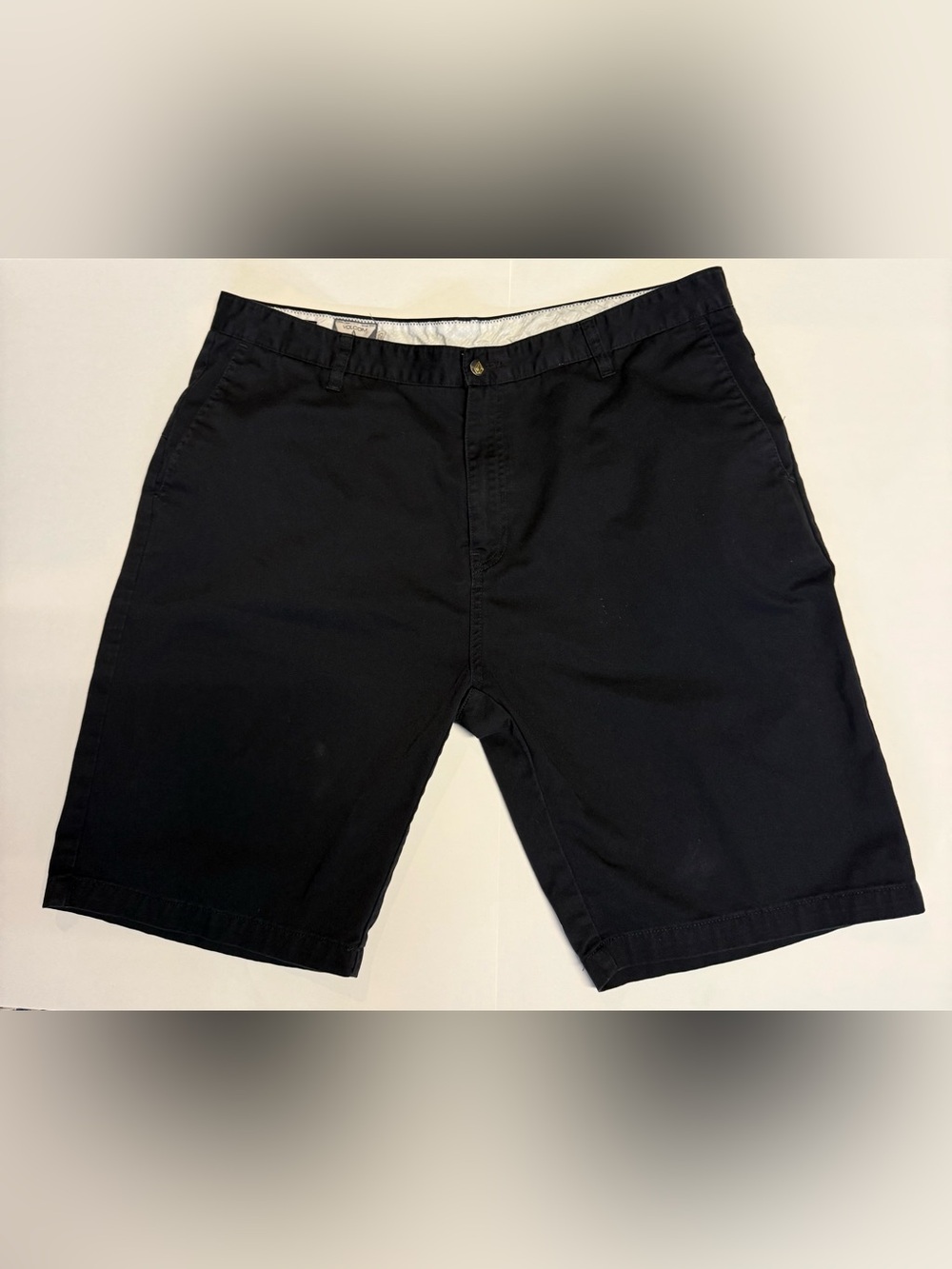 Volcom Men's Black Flat-Front Casual Shorts Size 40
